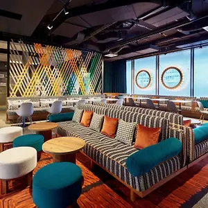 4* מלון Aloft