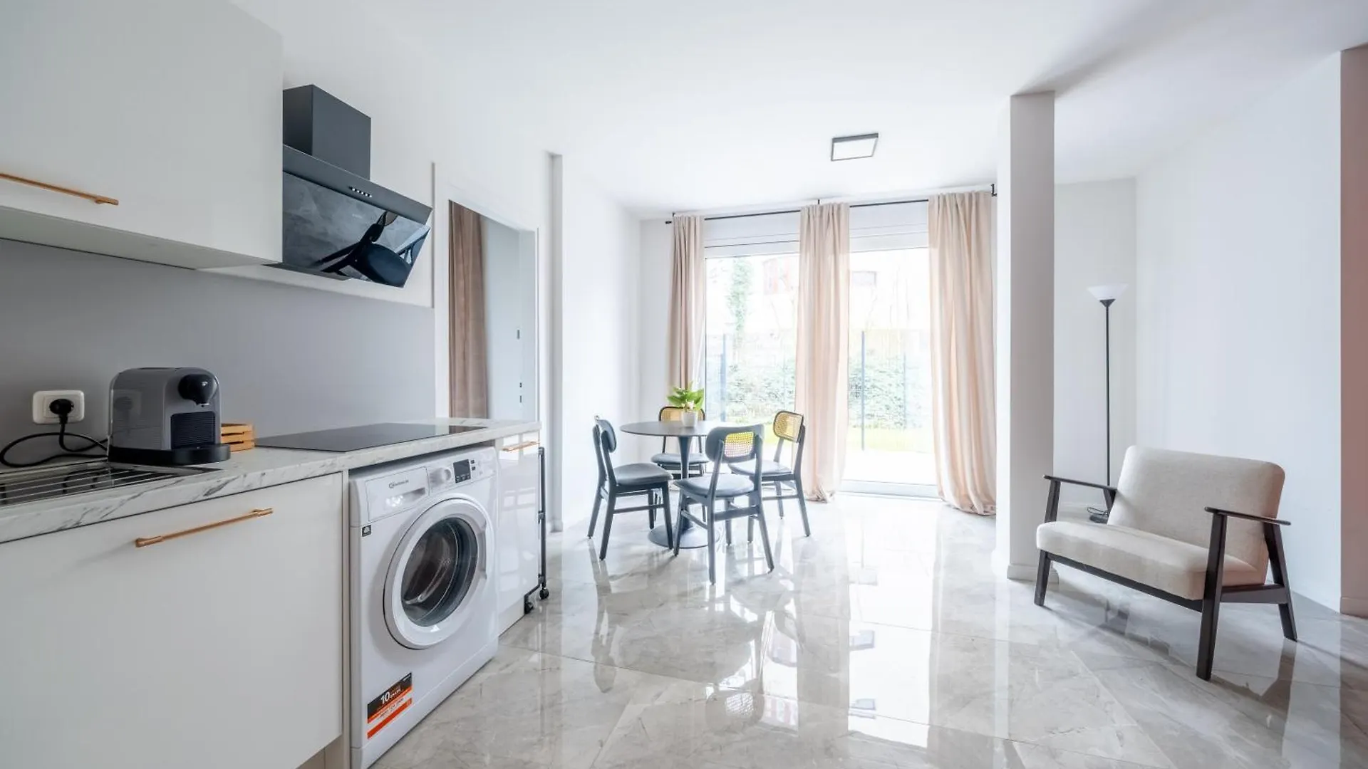 Fast Stay Luxury Mnichov Aparthotel